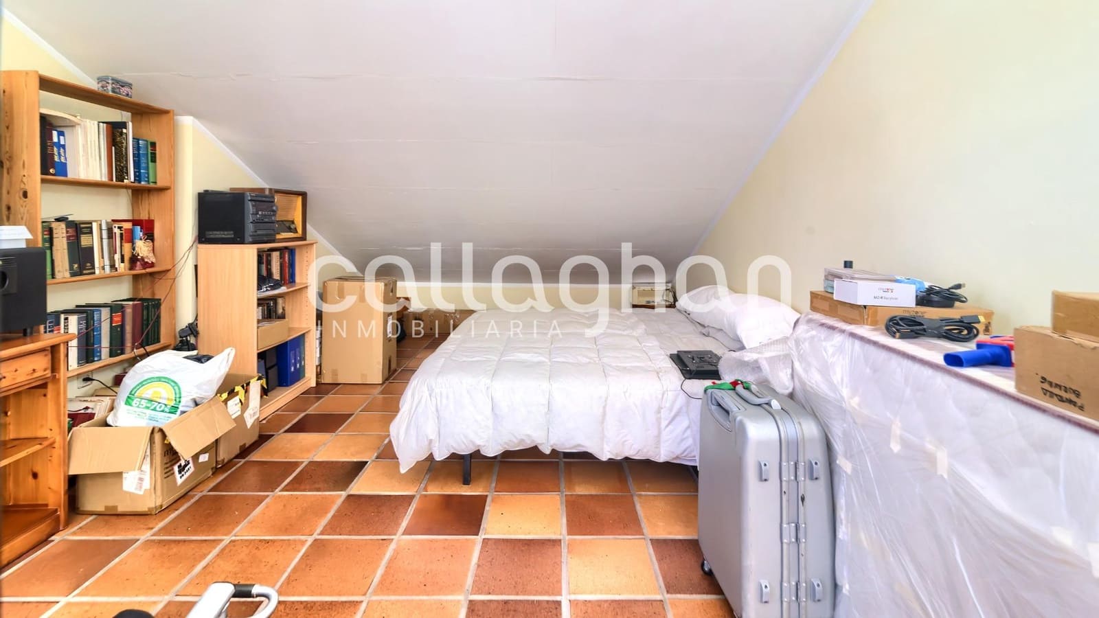 5 slaapkamer Rijtjeshuis te koop in Sagunto / Sagunt met zwembad garage - € 800.000 (Ref: 9637784)