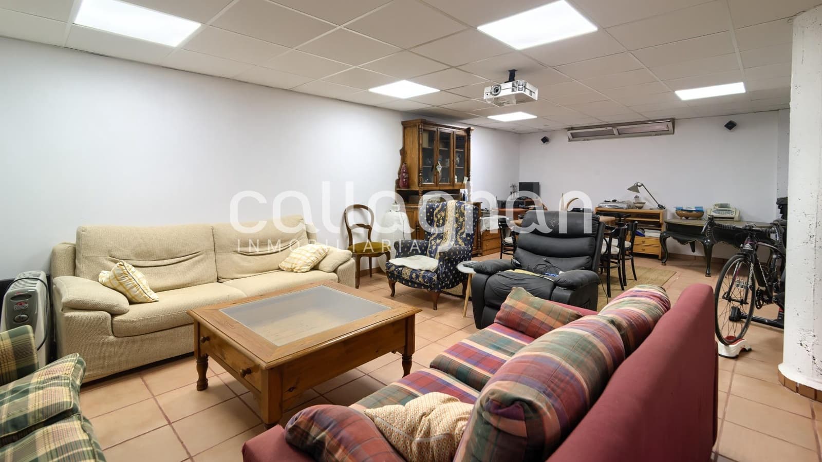 5 slaapkamer Rijtjeshuis te koop in Sagunto / Sagunt met zwembad garage - € 800.000 (Ref: 9637784)