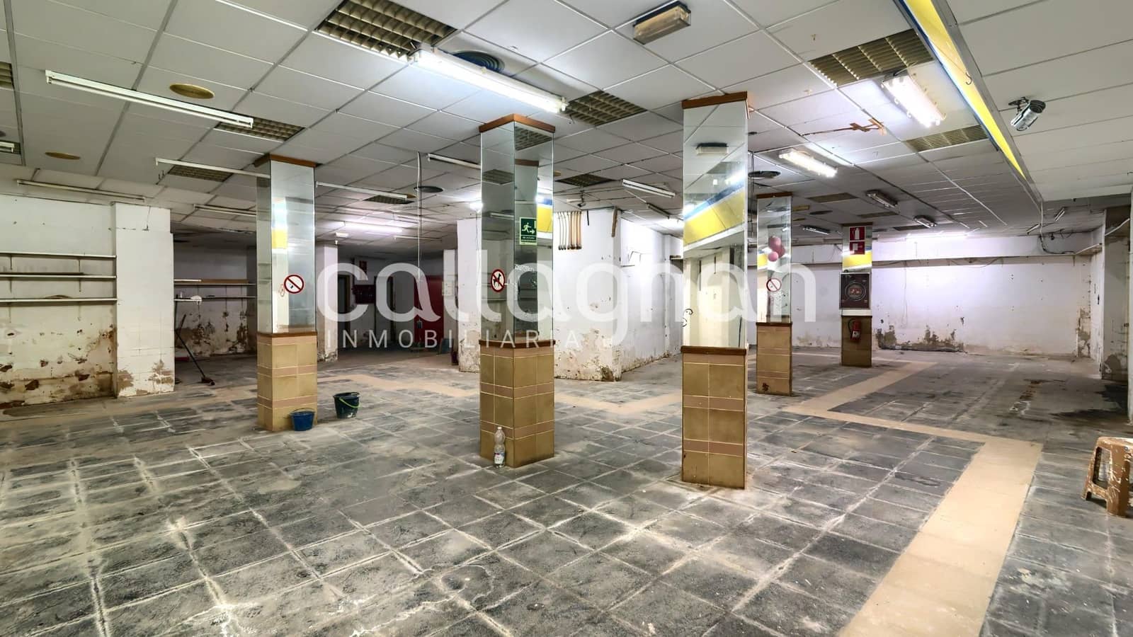 Comercial para venda em Aldaia - 237 000 € (Ref: 9659592)
