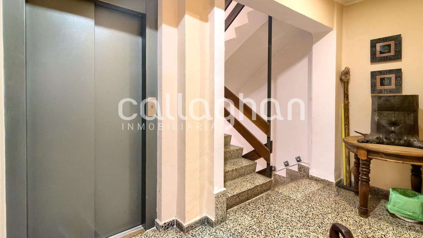 Local Comercial en Aldaia en venta - 545.000 € (Ref: 9659593)