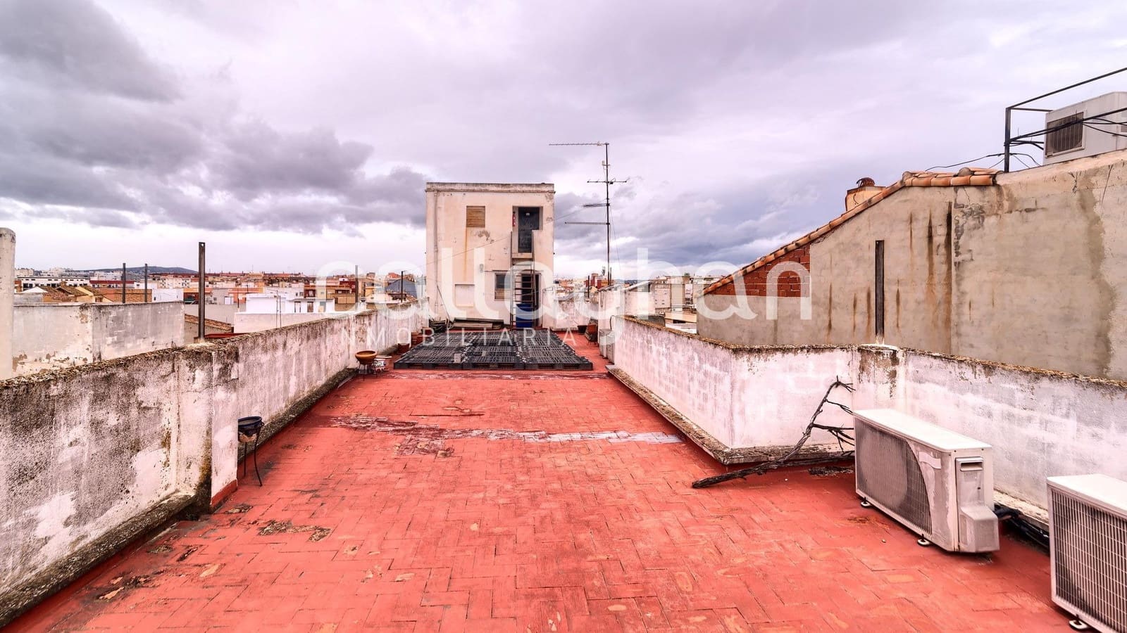 Commerciale in vendita in Aldaia - 545.000 € (Rif: 9659593)