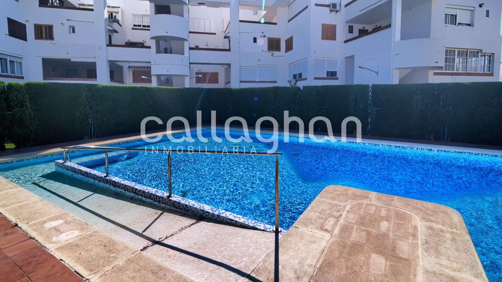 1 makuuhuone Asunto myytävänä paikassa Almarda mukana uima-altaan 
autotalli - 185 000 € (Ref: 9670892)