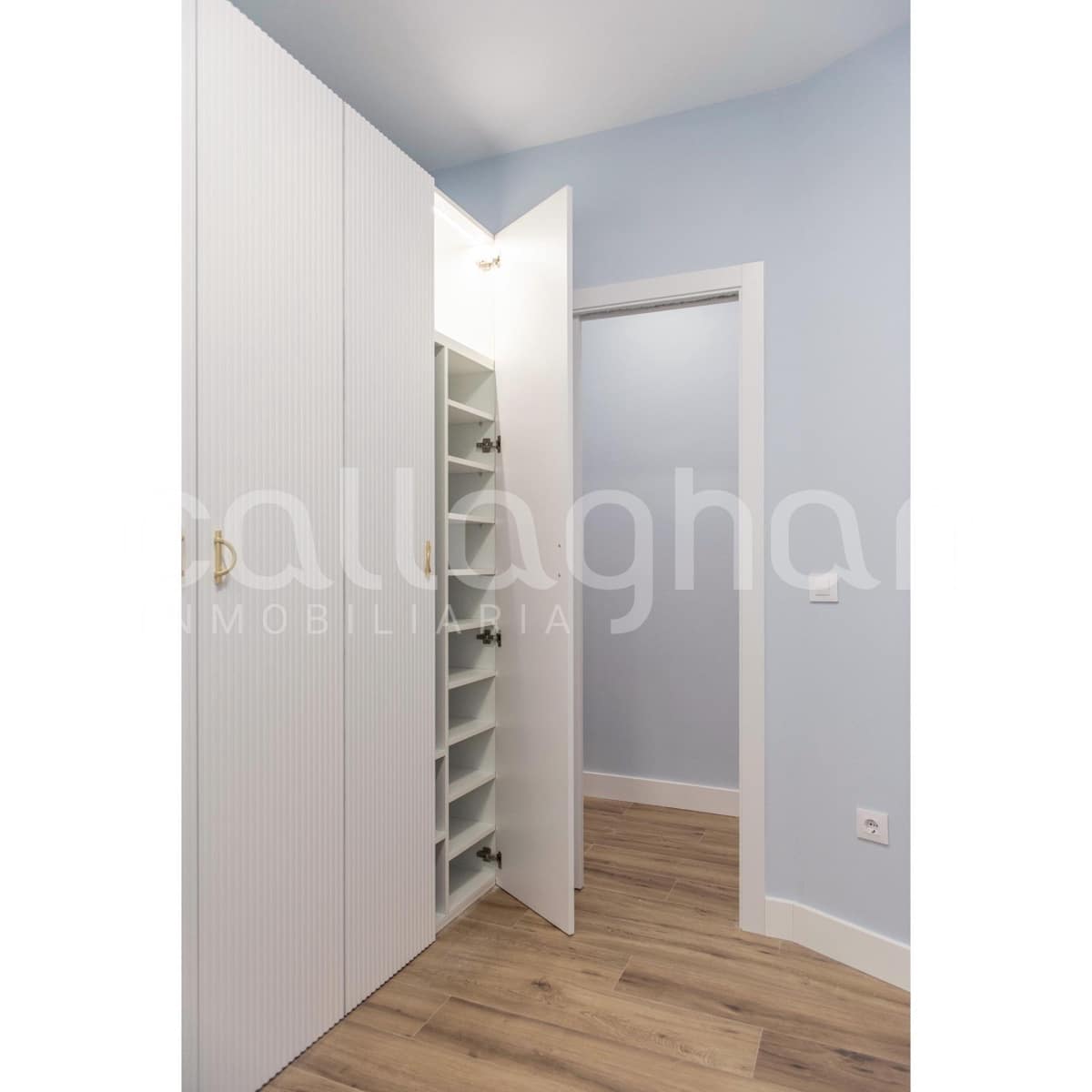 4 makuuhuone Asunto myytävänä paikassa Valencia kaupunki - 840 000 € (Ref: 9670893)