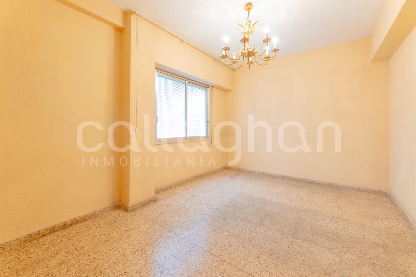 4 sovrum Lägenhet till salu i Valencia stad - 345 000 € (Ref: 9674464)
