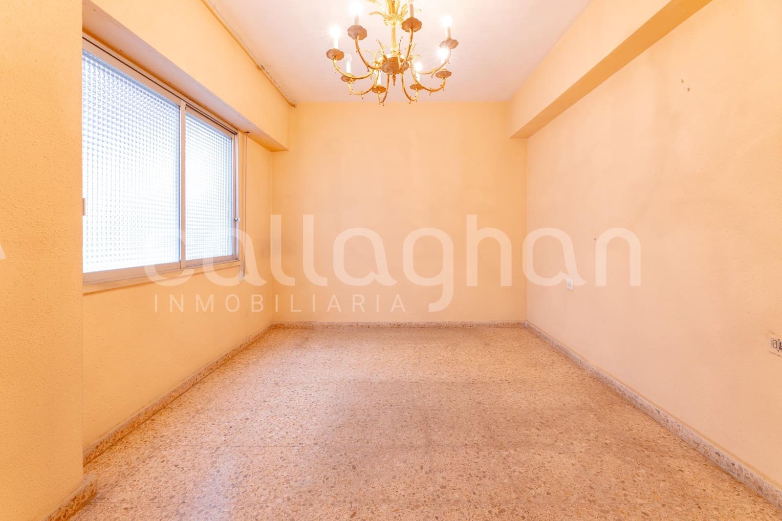 4 sovrum Lägenhet till salu i Valencia stad - 345 000 € (Ref: 9674464)