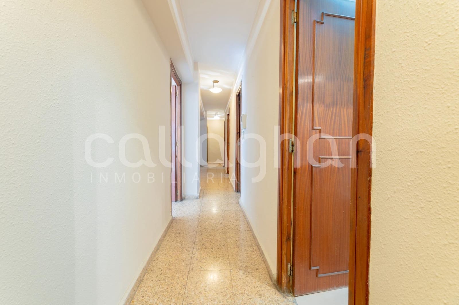 4 sovrum Lägenhet till salu i Valencia stad - 345 000 € (Ref: 9674464)