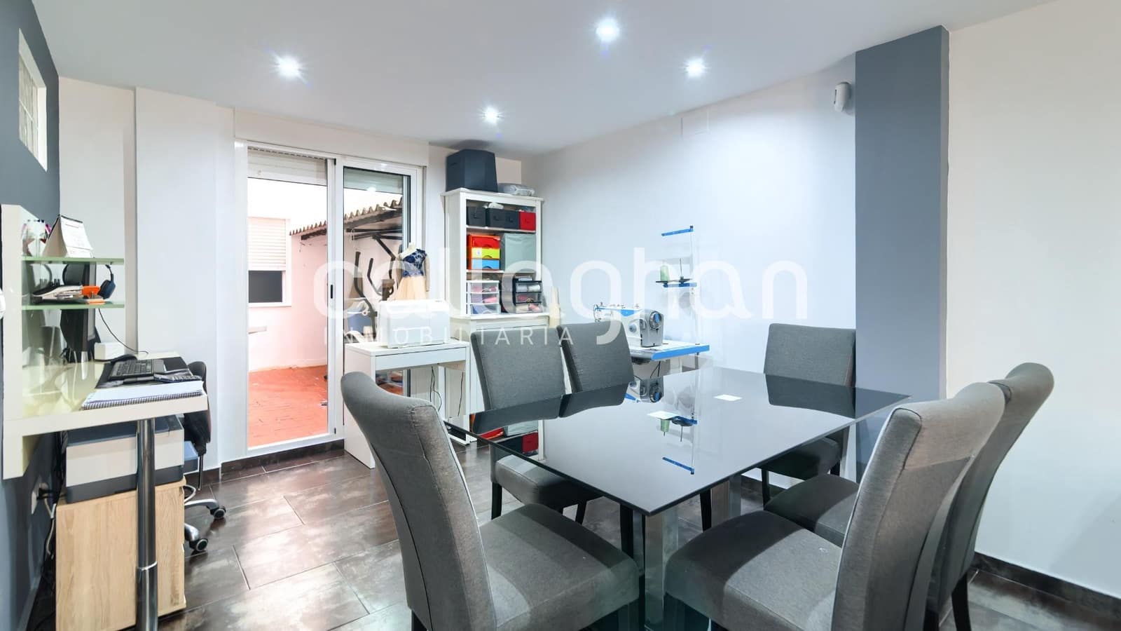 Piso de 3 habitaciones en València ciudad en venta - 280.000 € (Ref: 9674465)