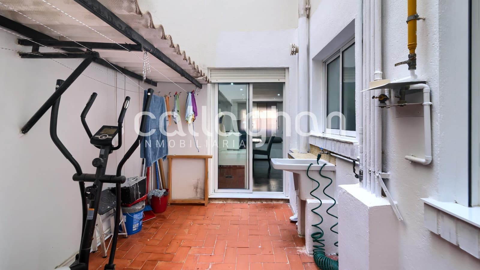 Piso de 3 habitaciones en València ciudad en venta - 280.000 € (Ref: 9674465)