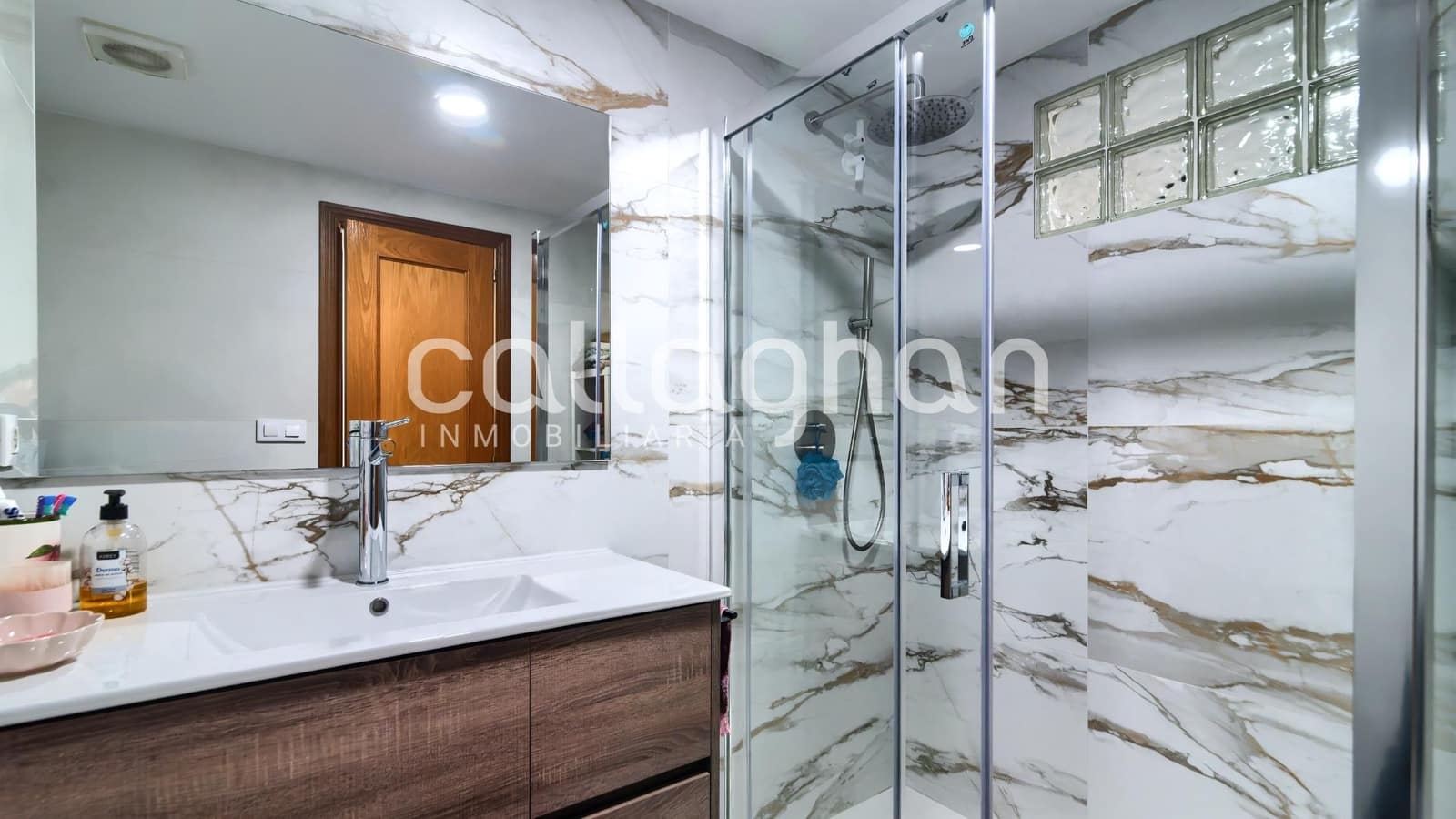 3 bedroom Flat for sale in Valencia city - € 280,000 (Ref: 9674465)