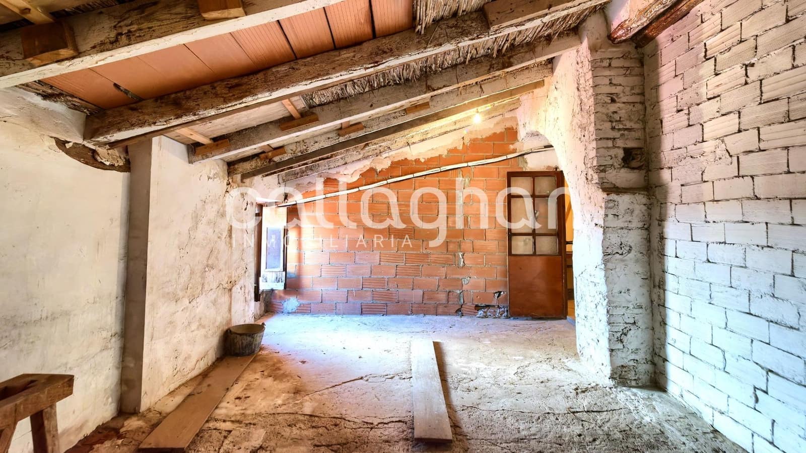 4 chambre Villa/Maison Mitoyenne à vendre à Chilches avec garage - 160 000 € (Ref: 9686760)