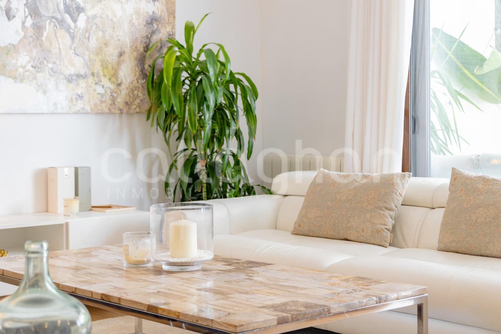 4 chambre Villa/Maison Mitoyenne à vendre à Rocafort avec piscine garage - 840 000 € (Ref: 9686761)