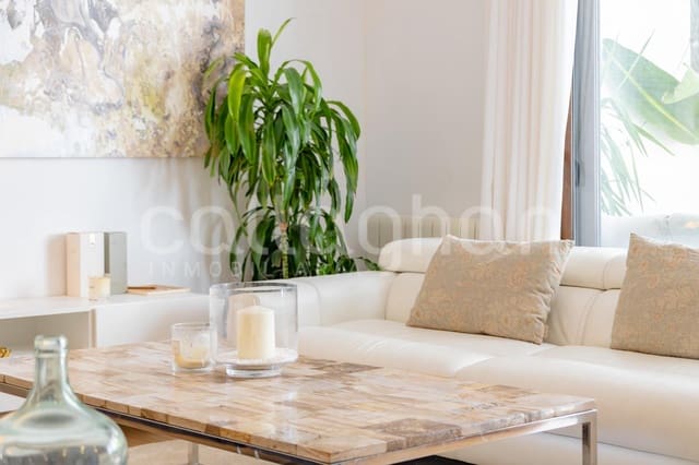 4 chambre Villa/Maison Mitoyenne à vendre à Rocafort avec piscine garage - 840 000 € (Ref: 9686761)