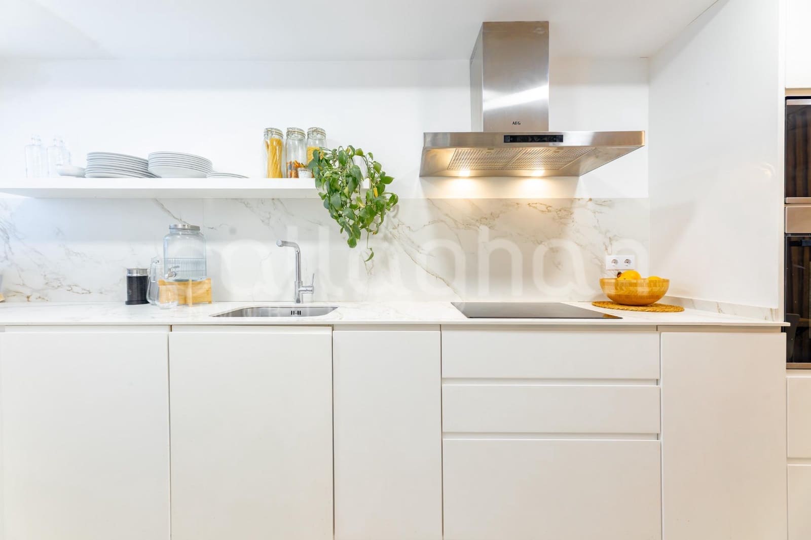 4 chambre Villa/Maison Mitoyenne à vendre à Rocafort avec piscine garage - 840 000 € (Ref: 9686761)