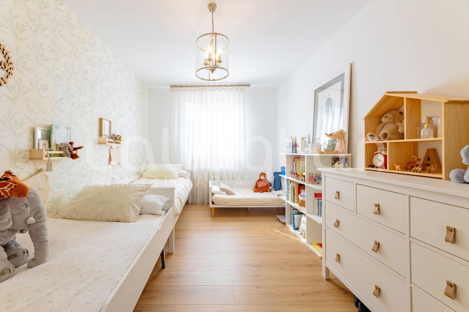 4 chambre Villa/Maison Mitoyenne à vendre à Rocafort avec piscine garage - 840 000 € (Ref: 9686761)