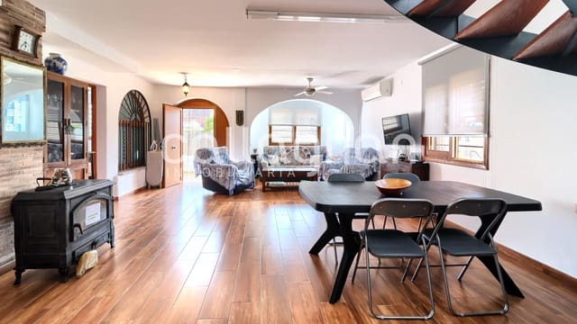 4 soveværelse Rækkehus til salg i Almarda, Sagunto / Sagunt - € 400.000 (Ref: 9690971)