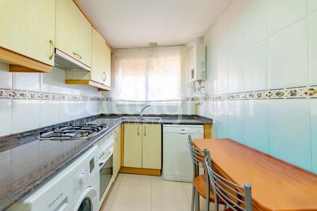 3 soverom Leilighet til leie i Rascanya, Valencia by - € 1 300 (Ref: 9690972)