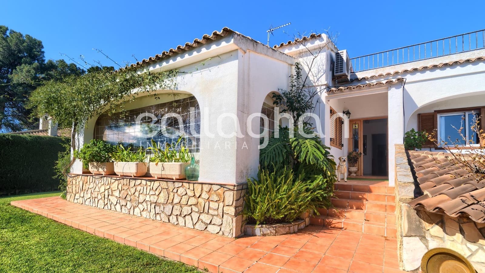 4 bedroom Villa for sale in Picassent with pool garage - € 400,000 (Ref: 9696293)