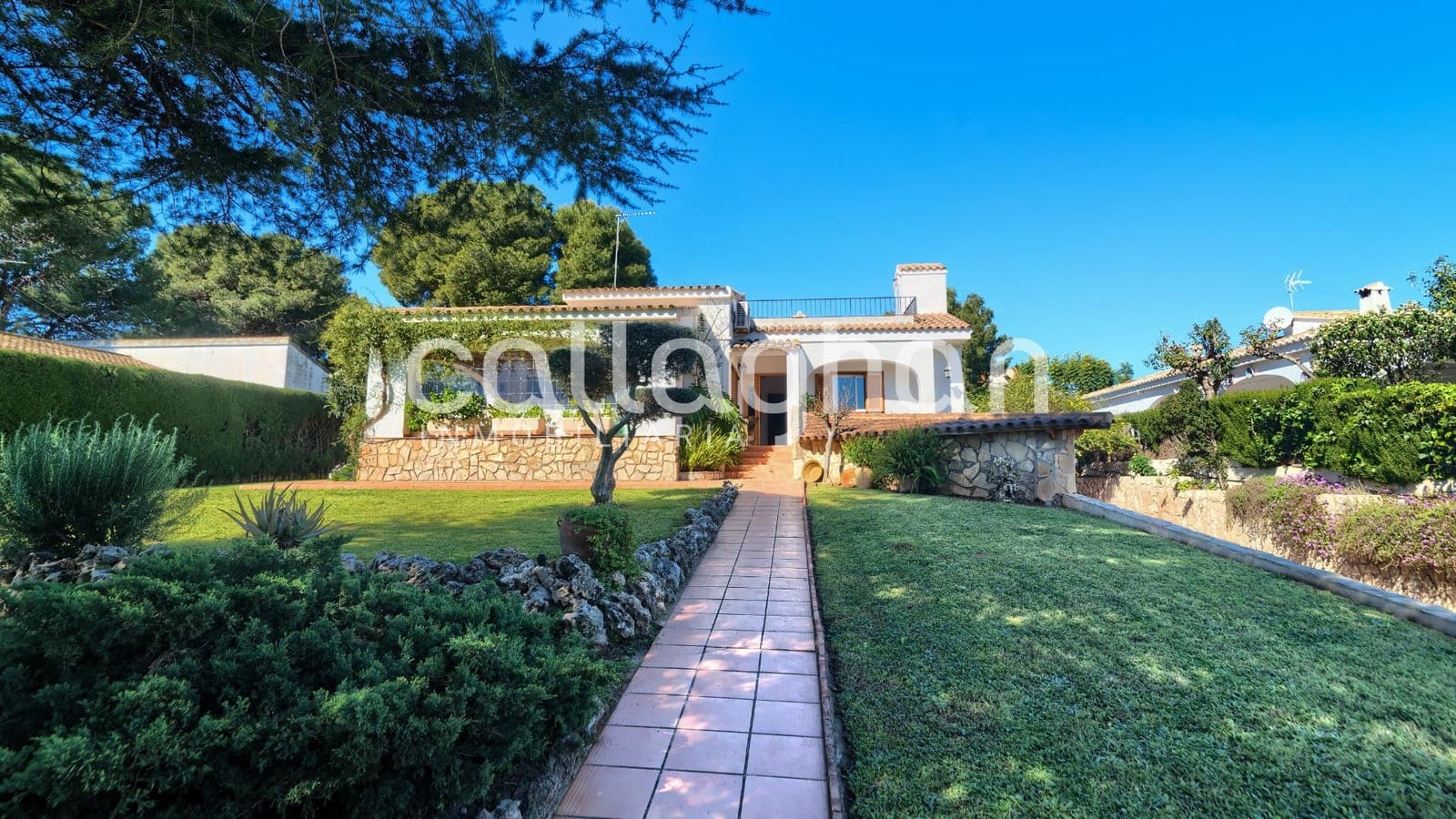 4 bedroom Villa for sale in Picassent with pool garage - € 400,000 (Ref: 9696293)