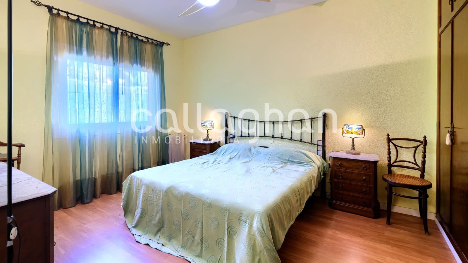 4 bedroom Villa for sale in Picassent with pool garage - € 400,000 (Ref: 9696293)