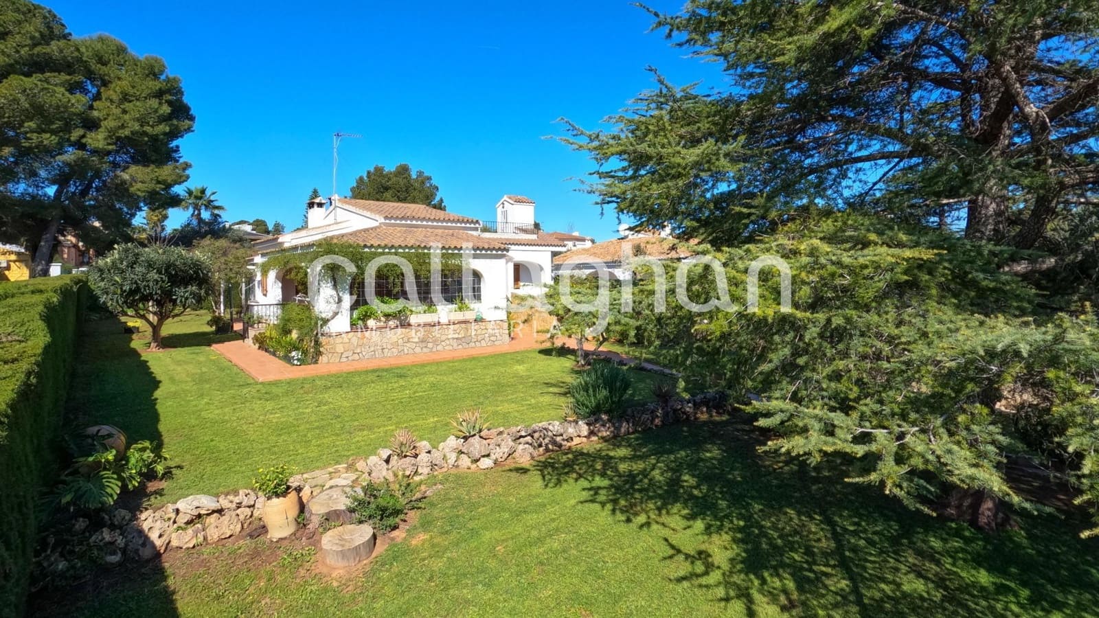 4 bedroom Villa for sale in Picassent with pool garage - € 400,000 (Ref: 9696293)