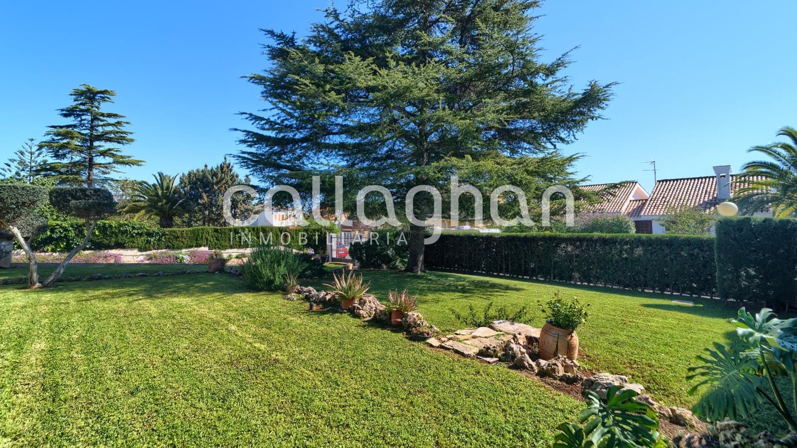 4 bedroom Villa for sale in Picassent with pool garage - € 400,000 (Ref: 9696293)