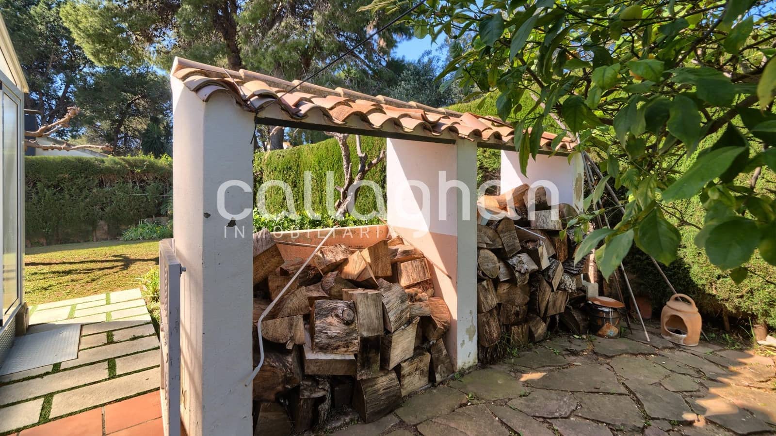 4 bedroom Villa for sale in Picassent with pool garage - € 400,000 (Ref: 9696293)