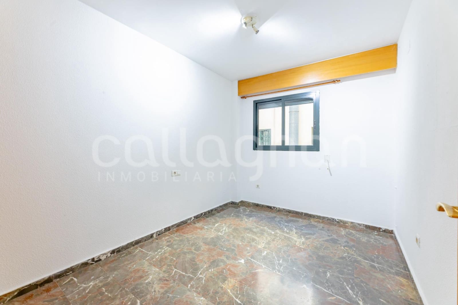 4 sypialnia Mieszkanie na sprzedaż w Miasto Walencja - 340 000 € (Ref: 9712174)