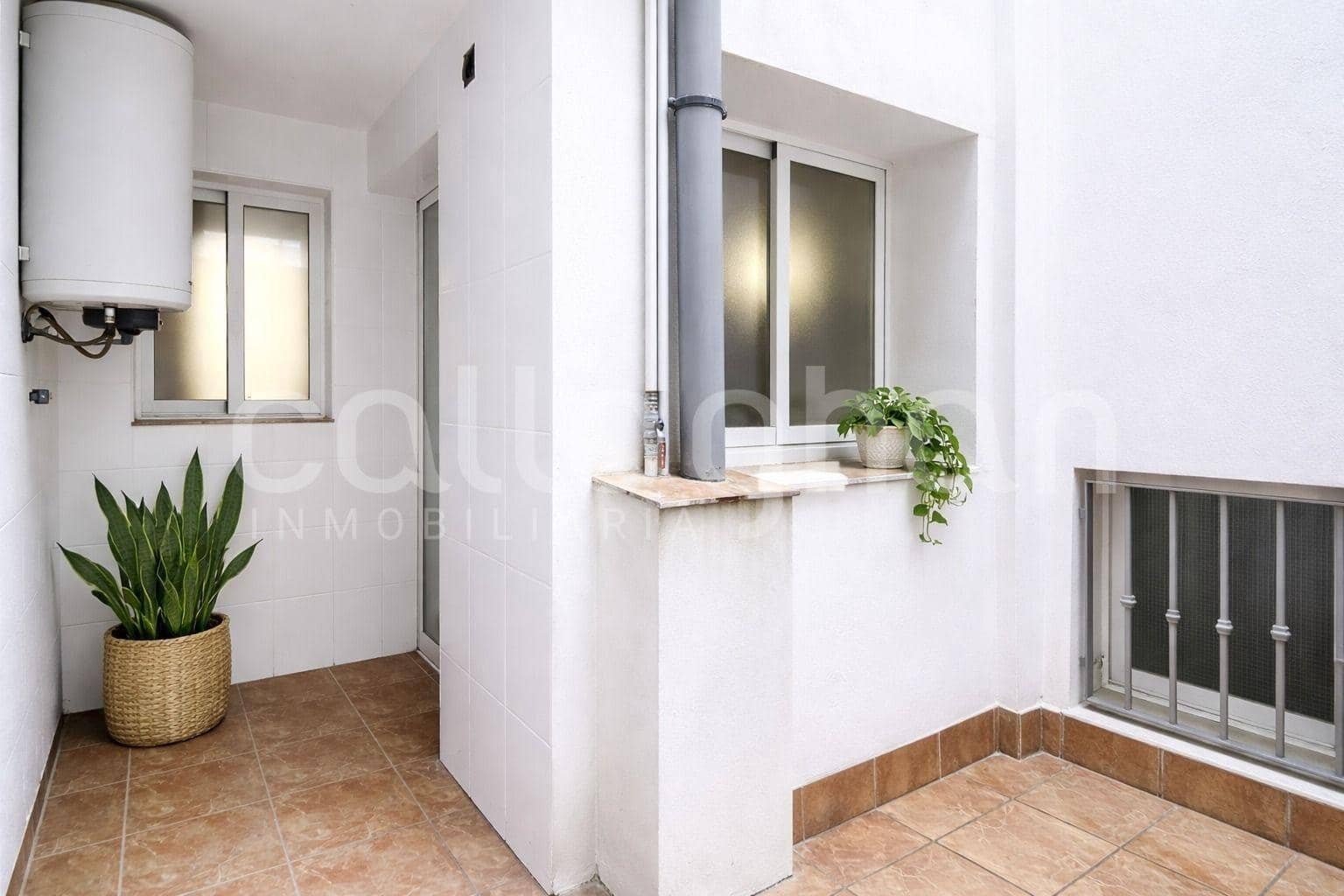 Piso de 5 habitaciones en Paterna en venta con garaje - 380.000 € (Ref: 9720190)