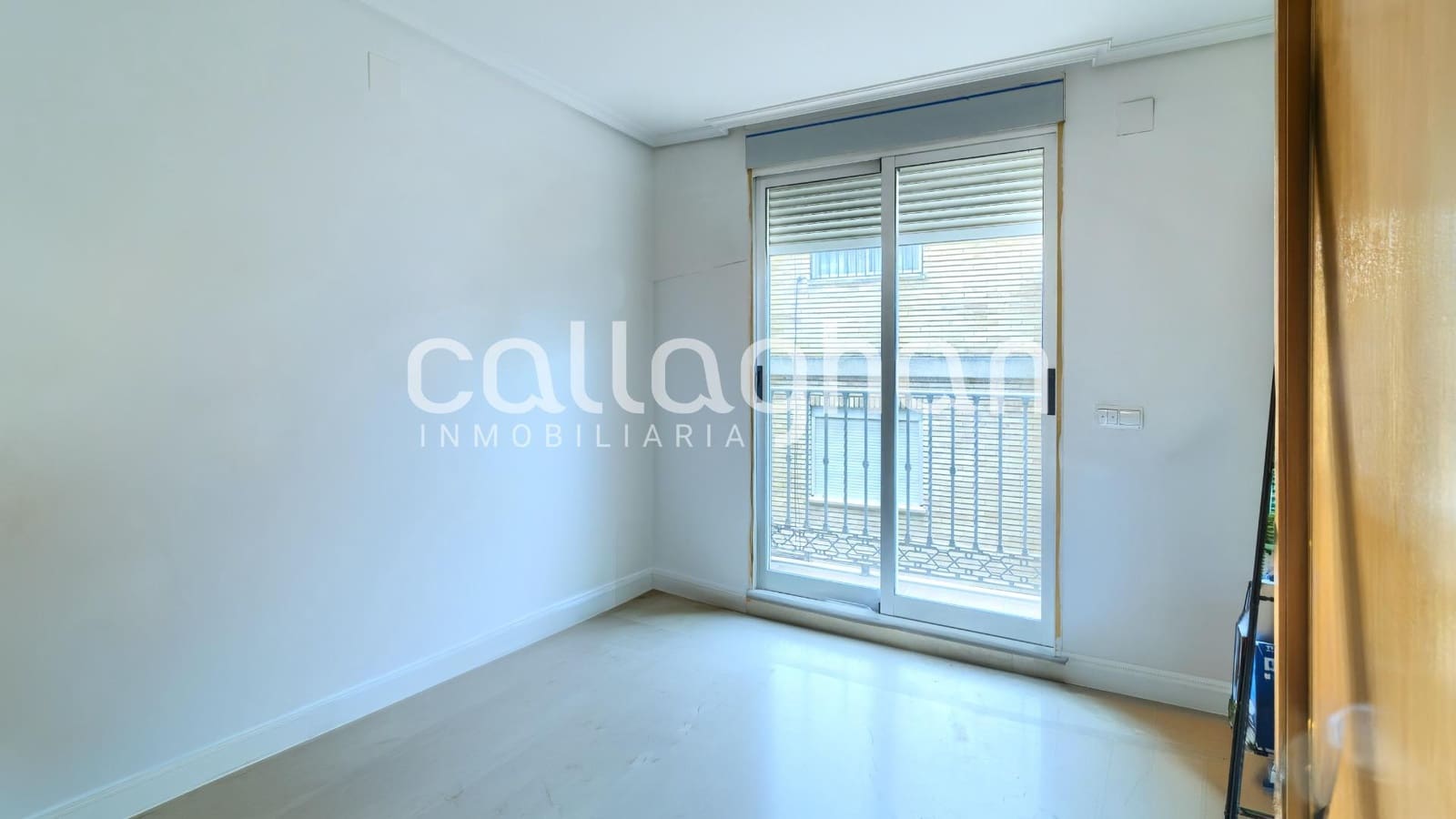 Piso de 5 habitaciones en Paterna en venta con garaje - 380.000 € (Ref: 9720190)