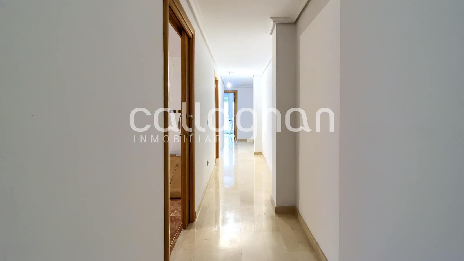Piso de 5 habitaciones en Paterna en venta con garaje - 380.000 € (Ref: 9720190)
