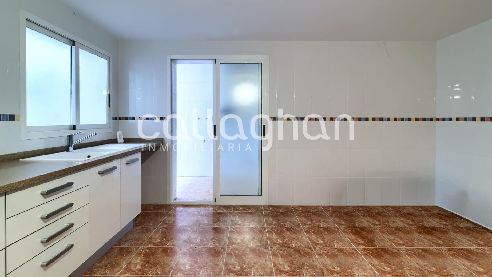 Piso de 5 habitaciones en Paterna en venta con garaje - 380.000 € (Ref: 9720190)