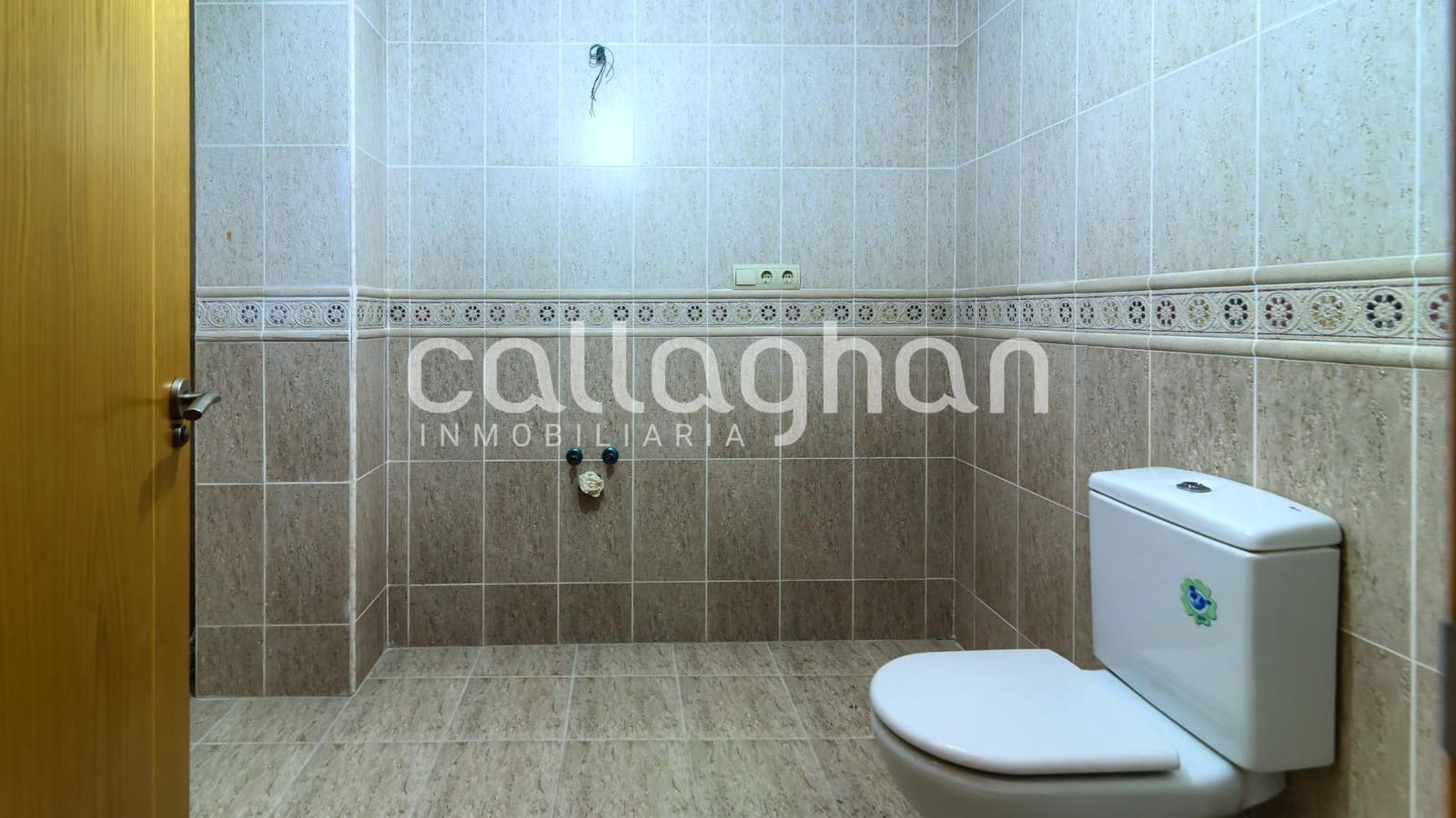 Piso de 5 habitaciones en Paterna en venta con garaje - 380.000 € (Ref: 9720190)