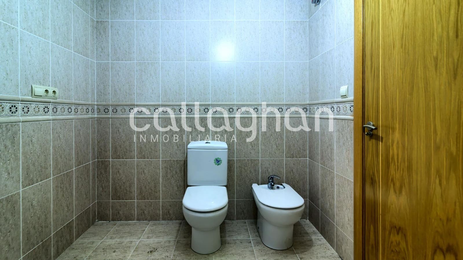 Piso de 5 habitaciones en Paterna en venta con garaje - 380.000 € (Ref: 9720190)