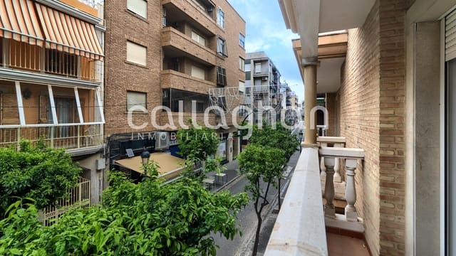 Piso de 5 habitaciones en Paterna en venta con garaje - 380.000 € (Ref: 9720190)