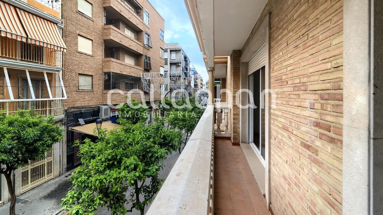 Piso de 5 habitaciones en Paterna en venta con garaje - 380.000 € (Ref: 9720190)