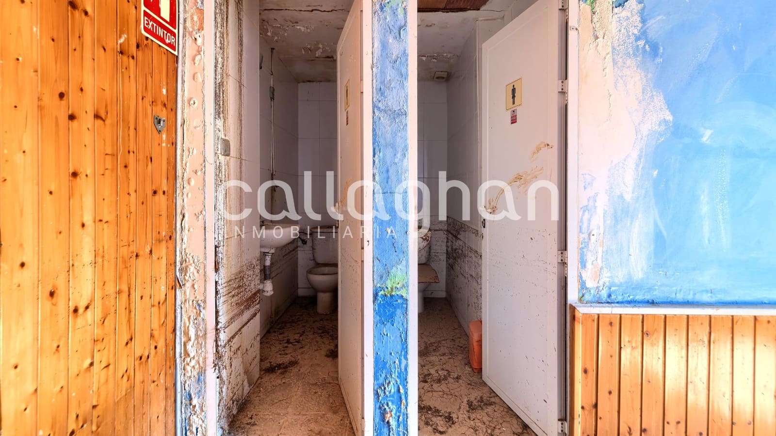 Commercial for sale in Chiva - € 85,000 (Ref: 9720191)