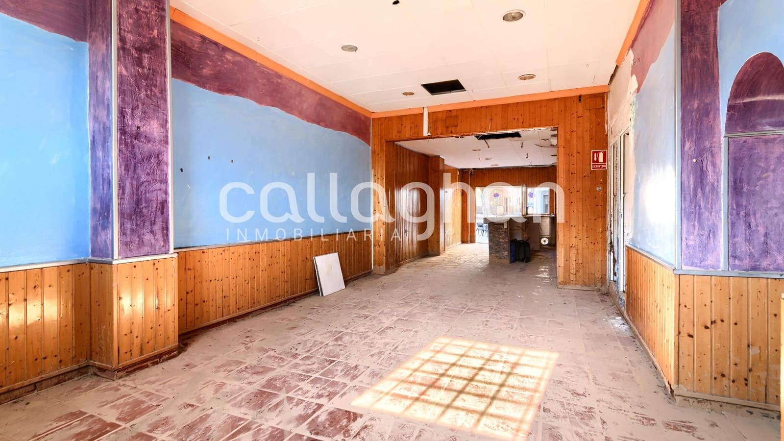 Commercial for sale in Chiva - € 85,000 (Ref: 9720191)