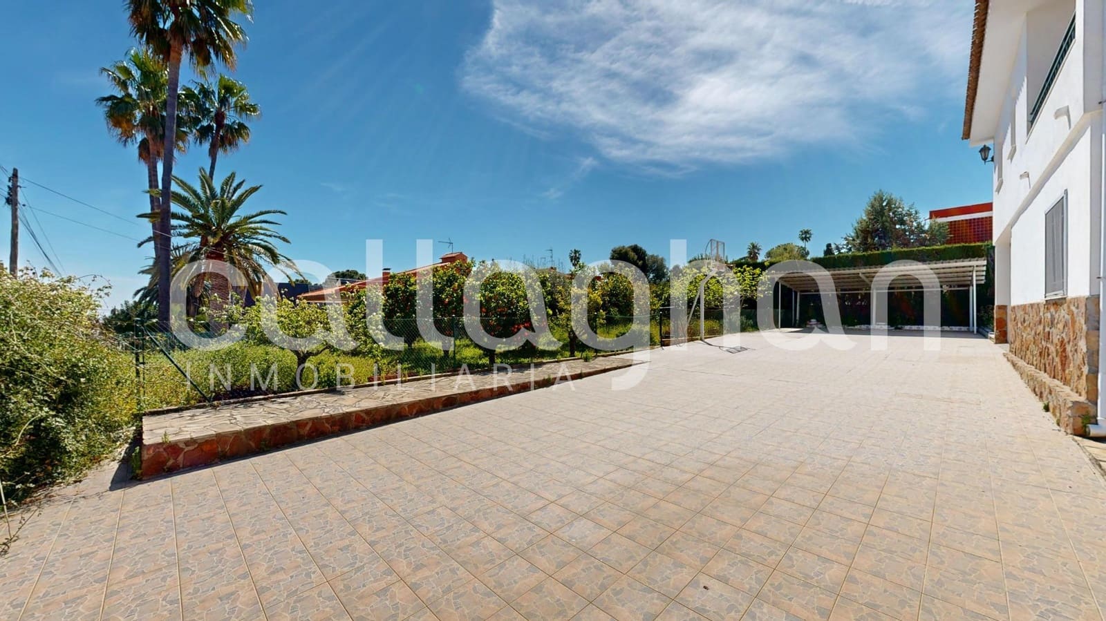 8 bedroom Villa for sale in Chiva with pool garage - € 535,000 (Ref: 9726829)