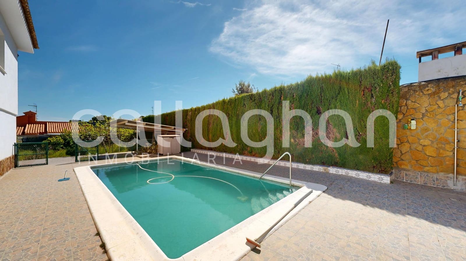 8 soveværelse Villa til salg i Chiva med swimmingpool garage - € 495.000 (Ref: 9726829)