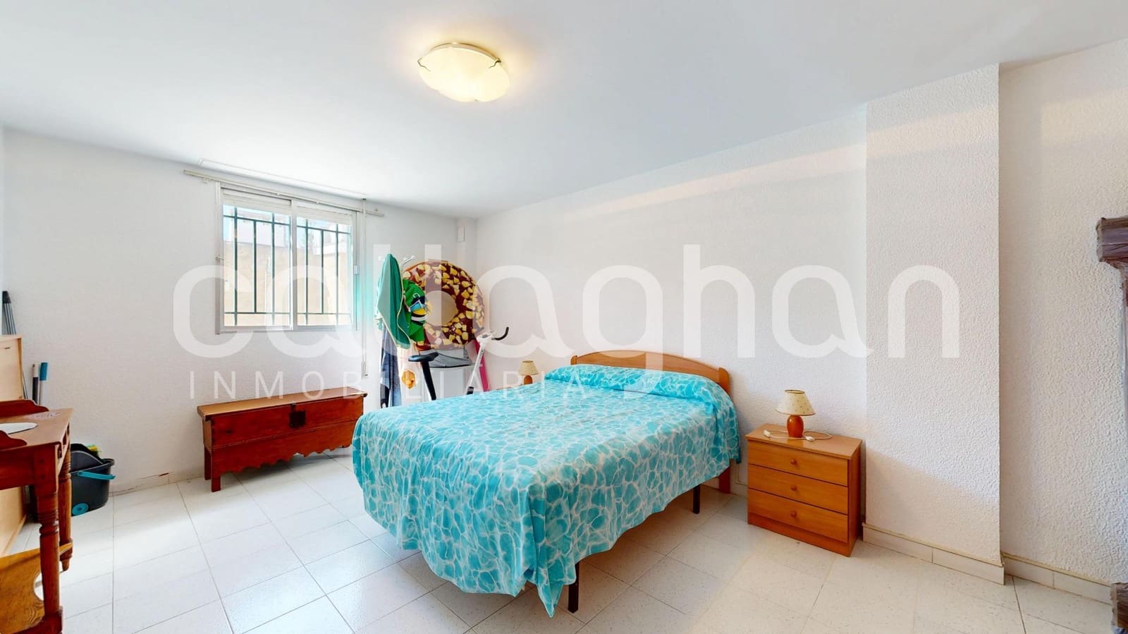 8 soveværelse Villa til salg i Chiva med swimmingpool garage - € 495.000 (Ref: 9726829)