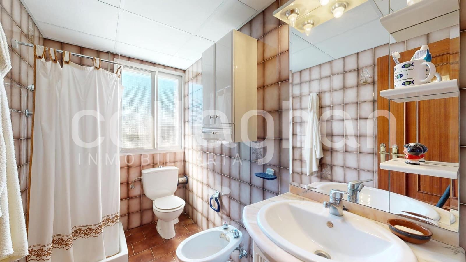 8 soveværelse Villa til salg i Chiva med swimmingpool garage - € 495.000 (Ref: 9726829)