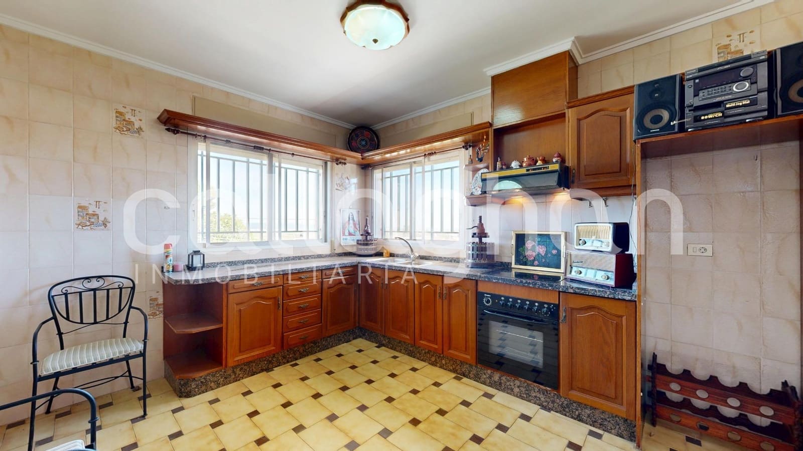 8 soveværelse Villa til salg i Chiva med swimmingpool garage - € 495.000 (Ref: 9726829)