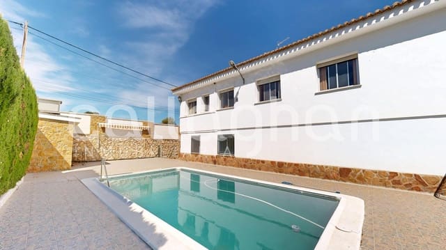 8 soveværelse Villa til salg i Chiva med swimmingpool garage - € 495.000 (Ref: 9726829)