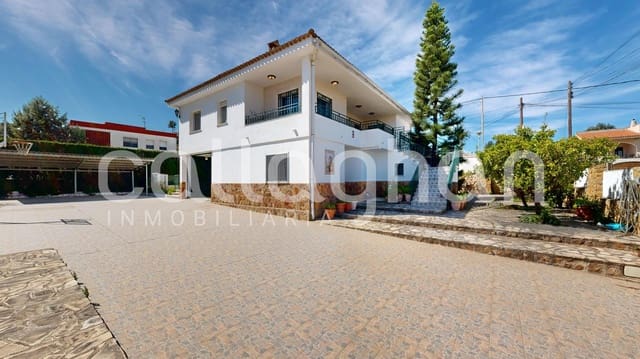 8 soveværelse Villa til salg i Chiva med swimmingpool garage - € 495.000 (Ref: 9726829)