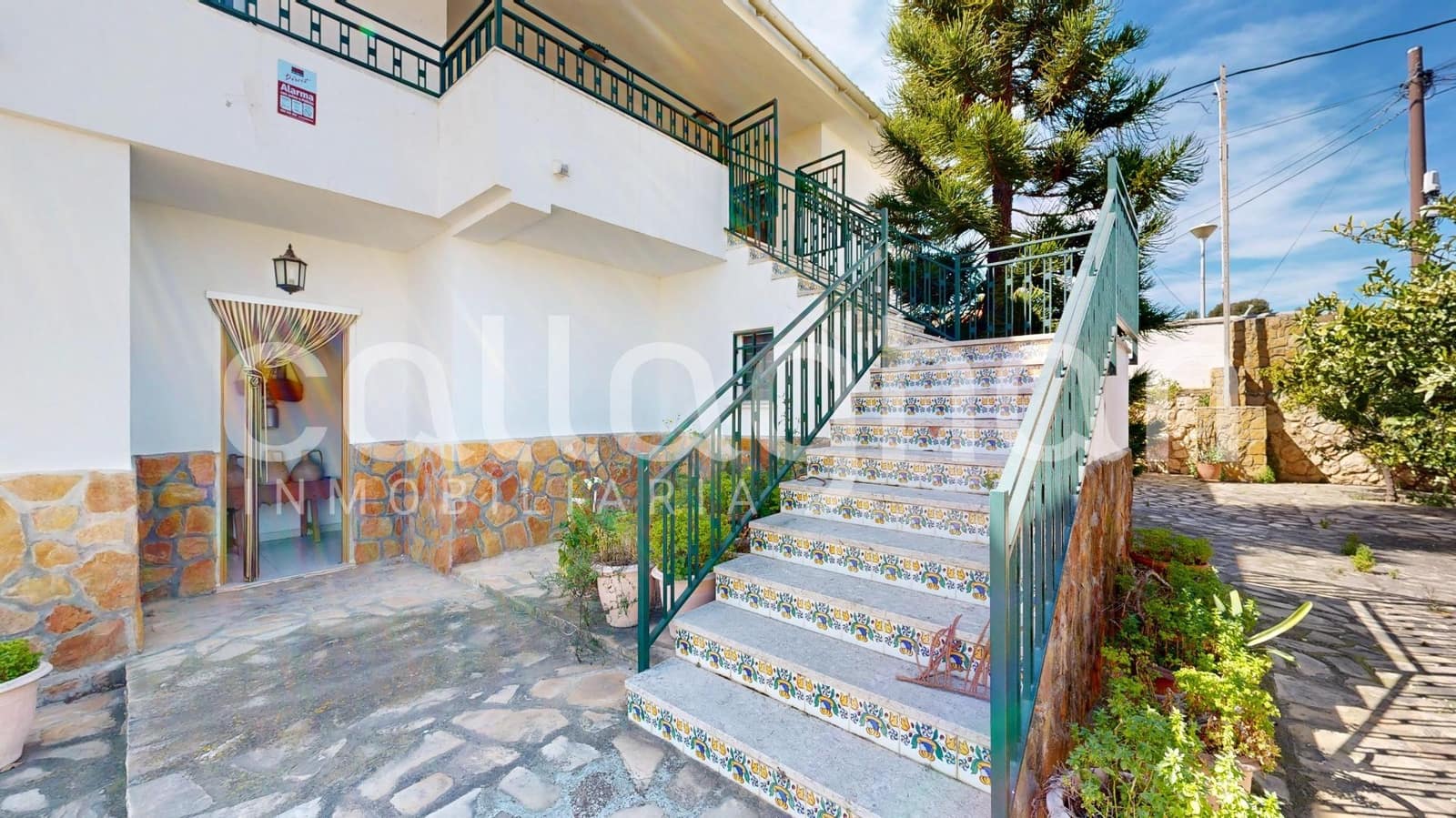 8 soveværelse Villa til salg i Chiva med swimmingpool garage - € 495.000 (Ref: 9726829)