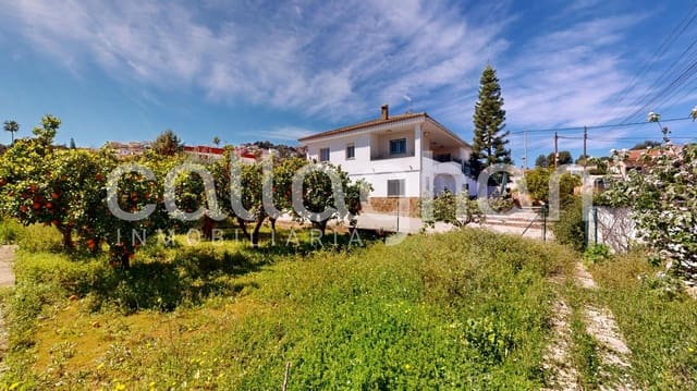 8 soveværelse Villa til salg i Chiva med swimmingpool garage - € 495.000 (Ref: 9726829)