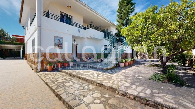 8 soveværelse Villa til salg i Chiva med swimmingpool garage - € 495.000 (Ref: 9726829)