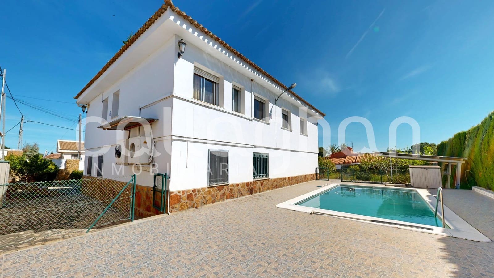 8 soveværelse Villa til salg i Chiva med swimmingpool garage - € 495.000 (Ref: 9726829)