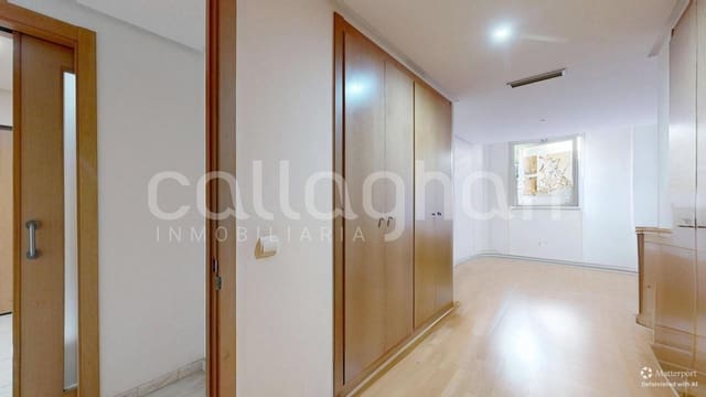 4 slaapkamer Flat te koop in Arrancapins, Valencia stad - € 730.000 (Ref: 9726830)