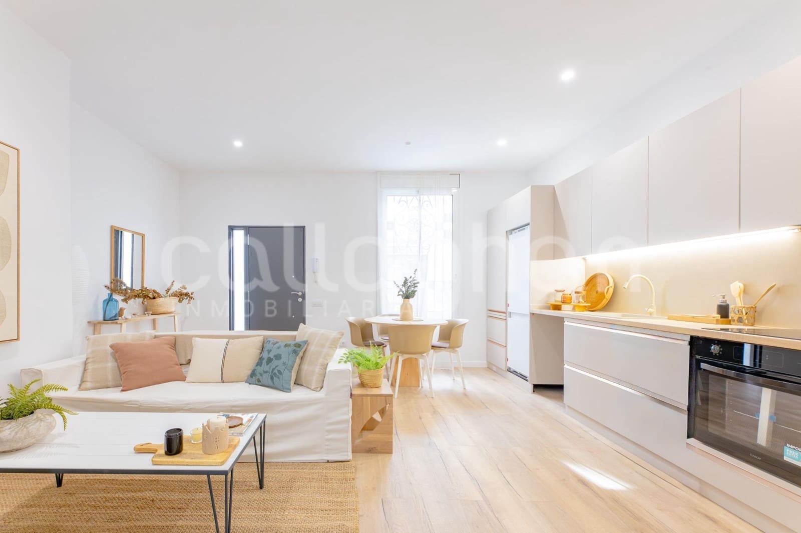 Apartamento de 2 habitaciones en València ciudad en venta - 410.000 € (Ref: 9726831)